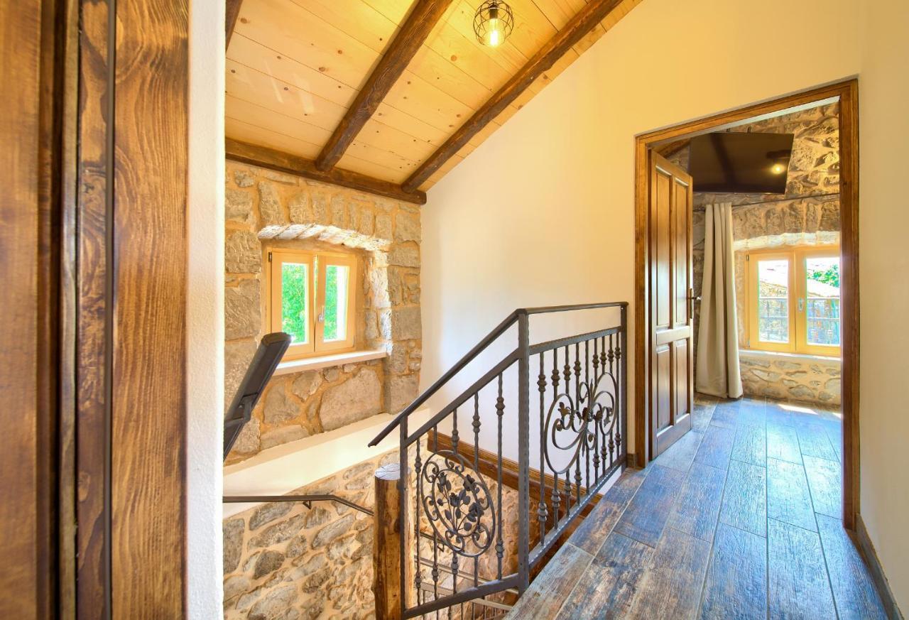 Вилла Stone Mill House Vrh  Экстерьер фото